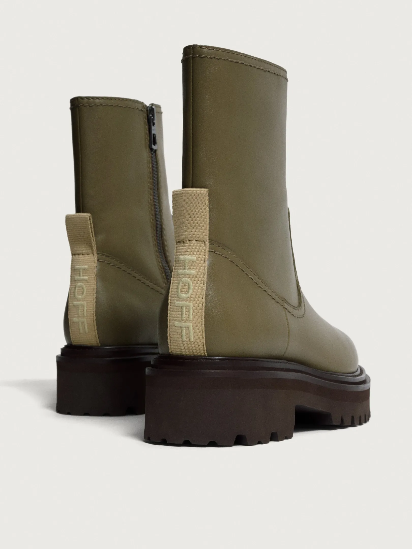 office_grner_lederstiefel_3.webp Shop HOFF OFFICE GRÜNER LEDERSTIEFEL